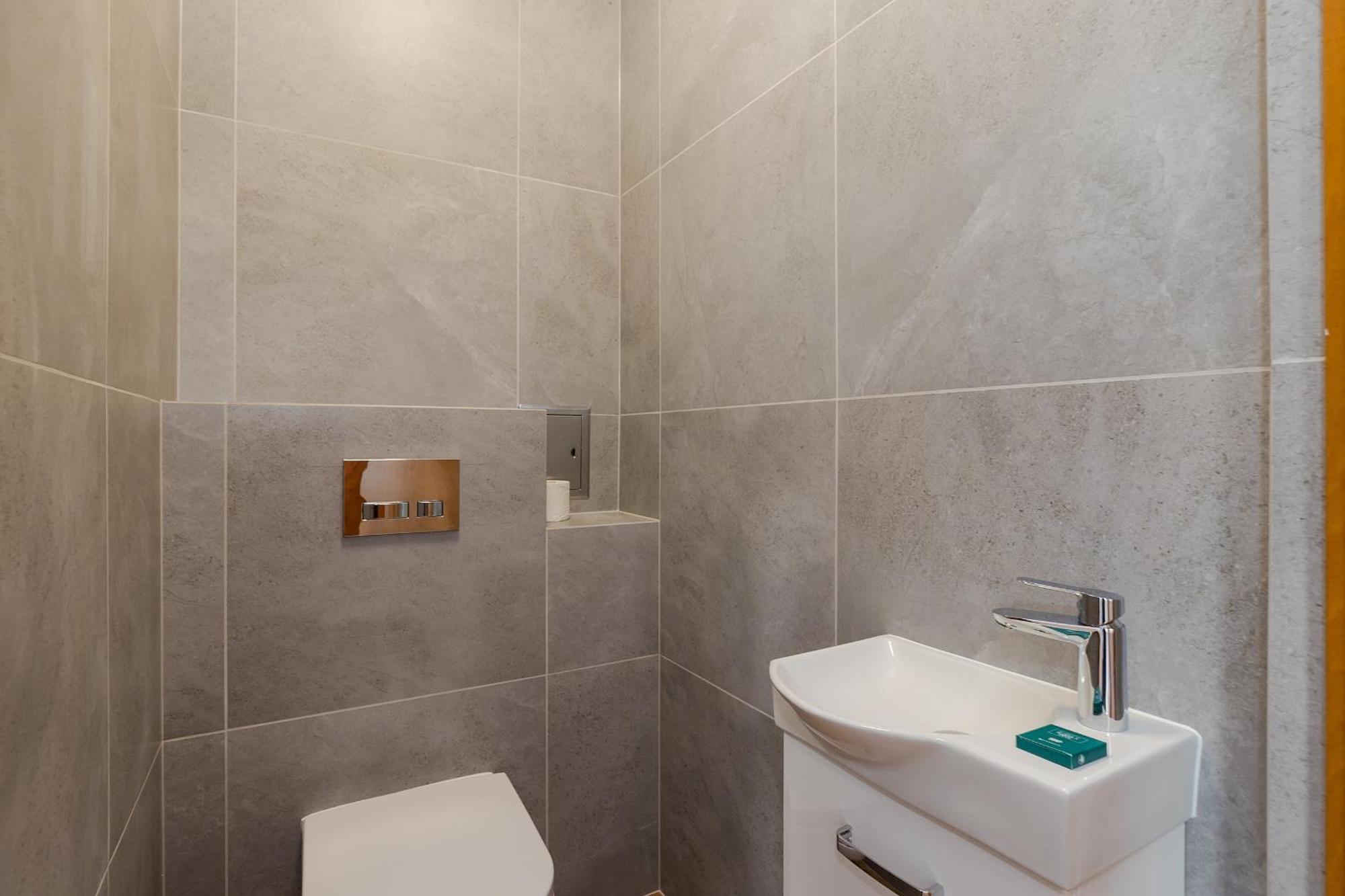 Shortstaypoland Tomcia Palucha B118 * Varšava